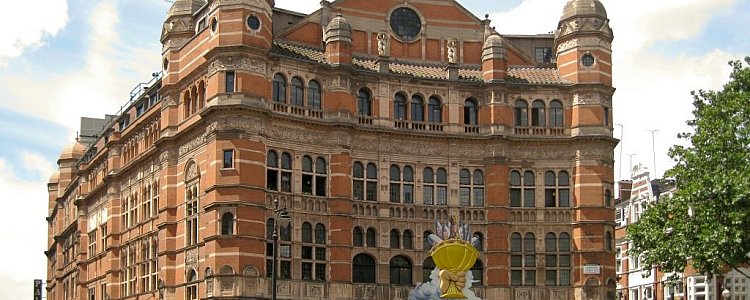 Палас-театр в Лондоне Палас-театр в Лондоне