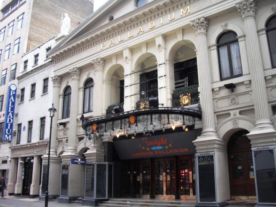 Театр «Лондон Палладиум» в Лондоне (3)